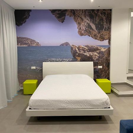 Torre Del Mare Rooms Bergeggi Bagian luar foto