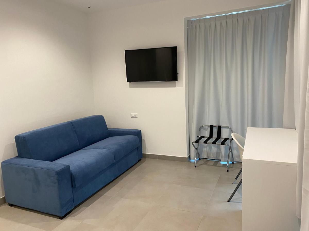 Torre Del Mare Rooms Bergeggi Bagian luar foto